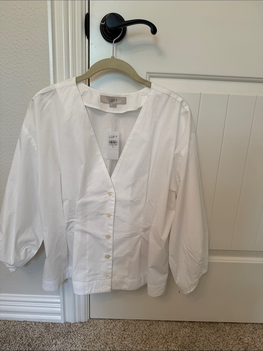LOFT White V-Neck tapered Button-Front Blouse